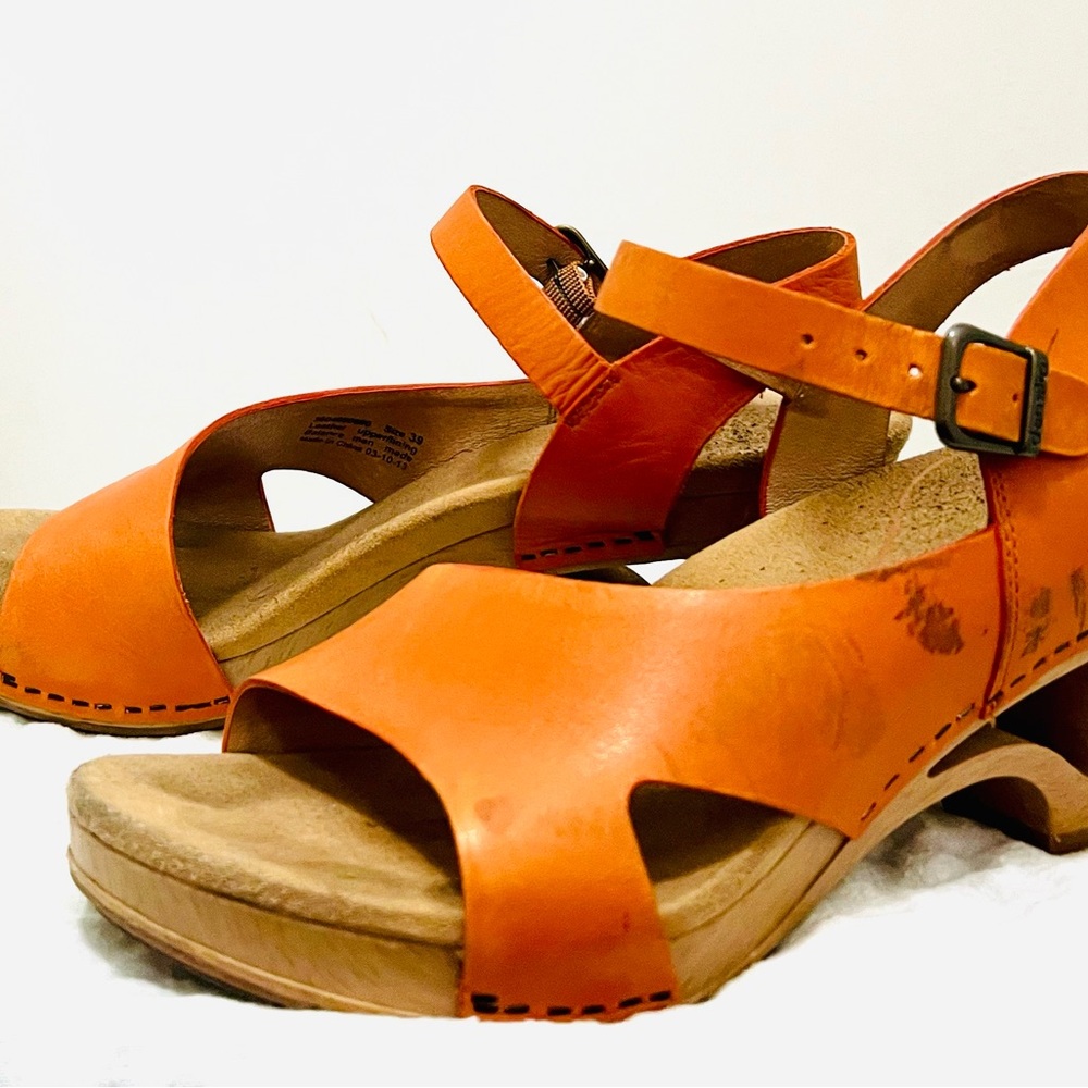 Dansko Women's Bright Orange Sandals